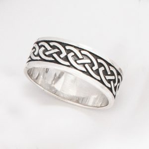 Silver Celtic Interlaced Ring