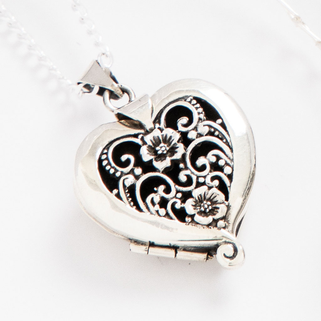 Sterling hot sale silver lockets