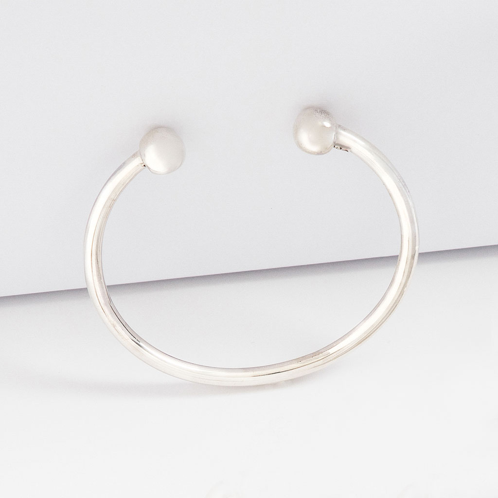 Solid silver ball on sale bracelet